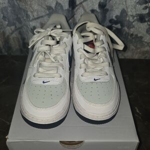 Nike White and Navy Sneakers